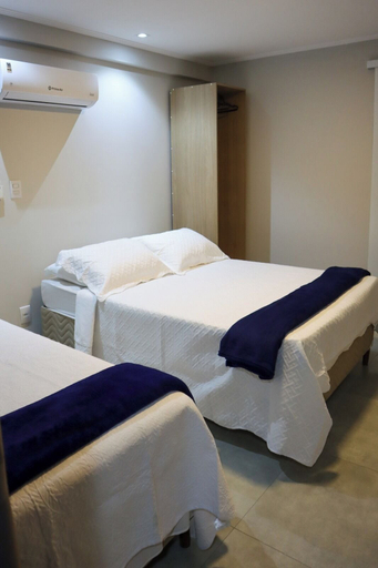 Room 4, Catamarã Pé da Areia, Angra dos Reis