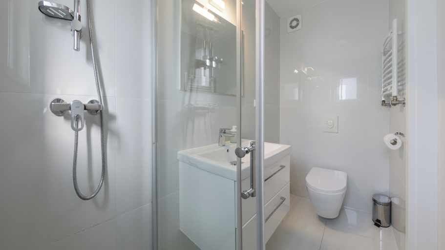 Bathroom 3, Apartamenty Sun & Snow Jasne Wybrzeże, Puck