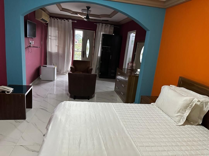 Room 2, GQ Luxury Hills Hotel- Akropong Akwapim, Akwapim North