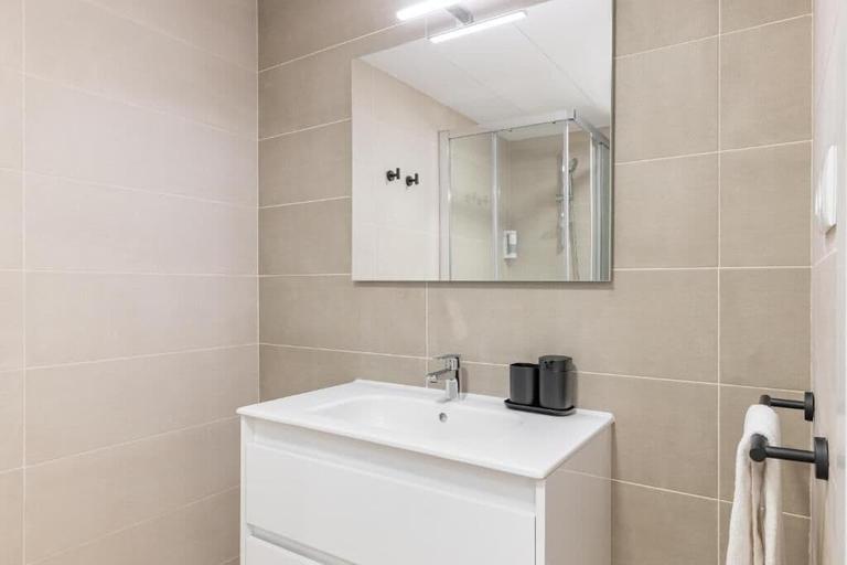 Bathroom 4, Calella Apartment by Olala Homes, Barcelona