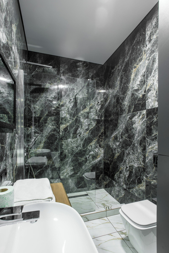 Bathroom 3, Arcadia Apartments, Odes'ka