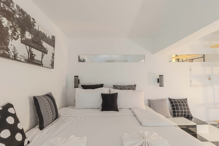 Room 5, 6BR Villa Huge Pool & Mountain View V89, Phuket Island