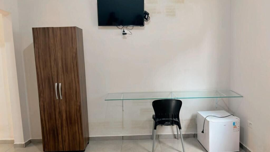 Others 5, Hotel Coutinho, Pirapora