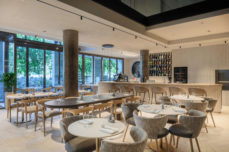 Food & Drinks 5, Leon Hotel & Lounge, Budapesti
