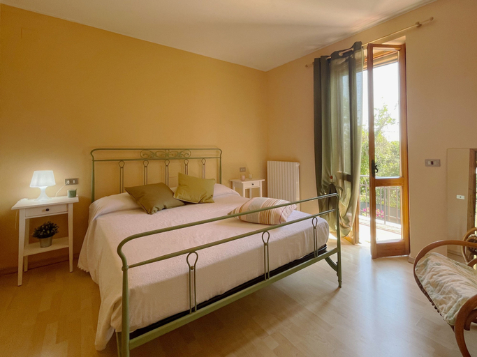 Room 5, Casa Zefiro 4 in Orciano di Pesaro, Pesaro E Urbino