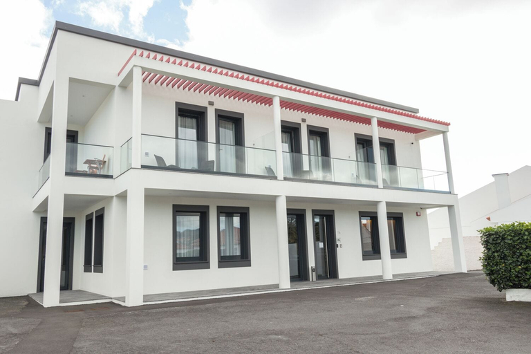 Front of property 2, Gaivota Guest House, Ponta Delgada