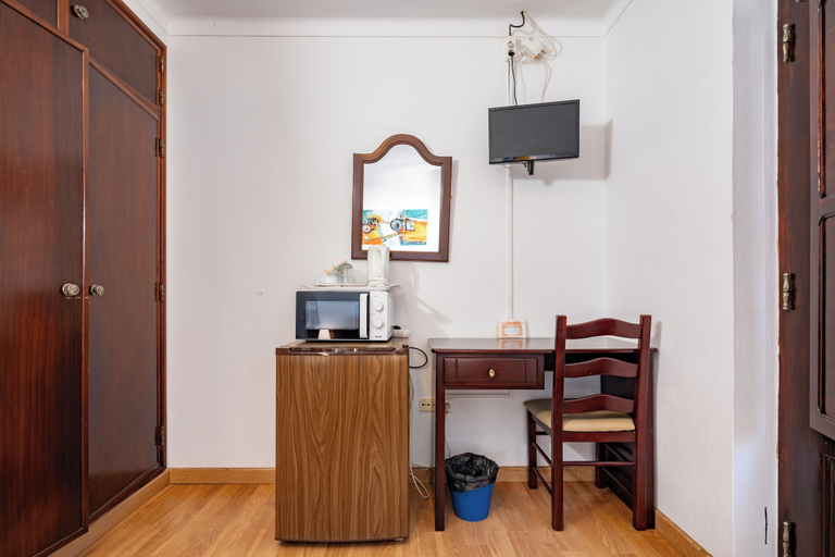 Room 4, Pátio Vitória by Umbral, Odemira