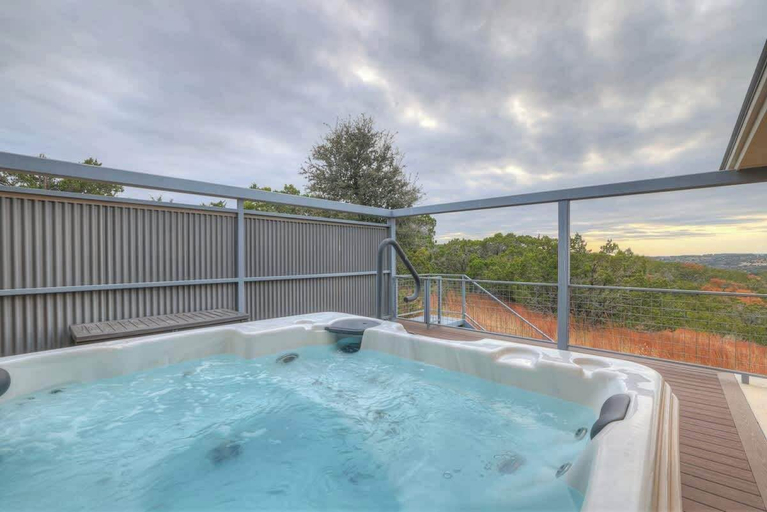 Outdoor spa tub 3, Esperanza Ranch W/hot-tub, Fire Pit, Gorgeous View, Gillespie