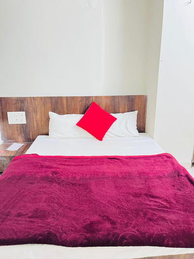 Room 4, Hotel Shree Tekchand Palace, Ujjain