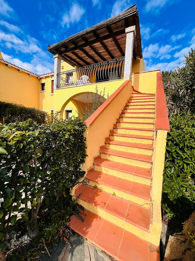 Property entrance, Trilocale Le Genuasi San Teodoro, Nuoro