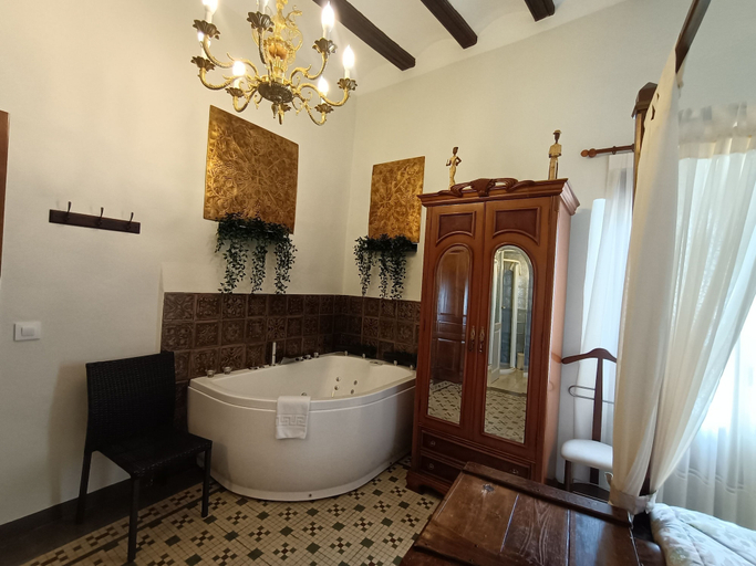 Jetted tub 2, Alojamientos Mundobriga, Zaragoza