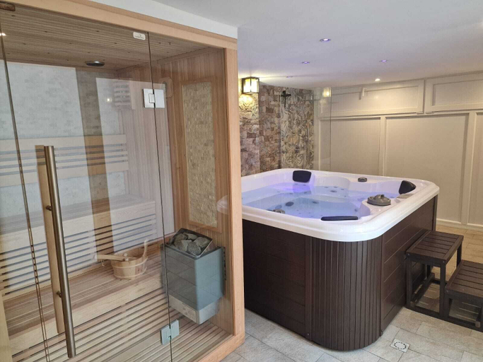 Spa 2, Foresteria del Genio, Palermo