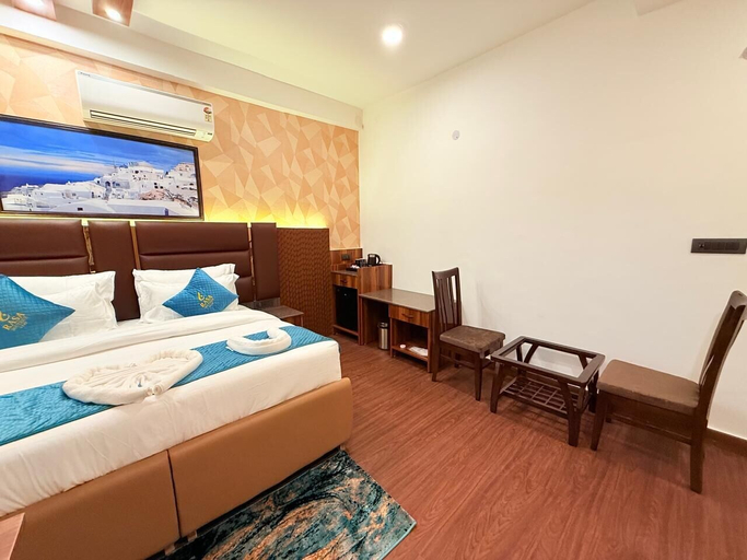 Room 4, Rasa Boutique Stay, Gautam Buddha Nagar