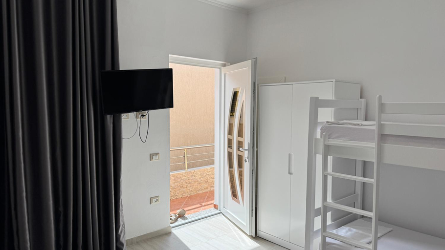Bedroom 2, Orikum Apartments, Vlorës