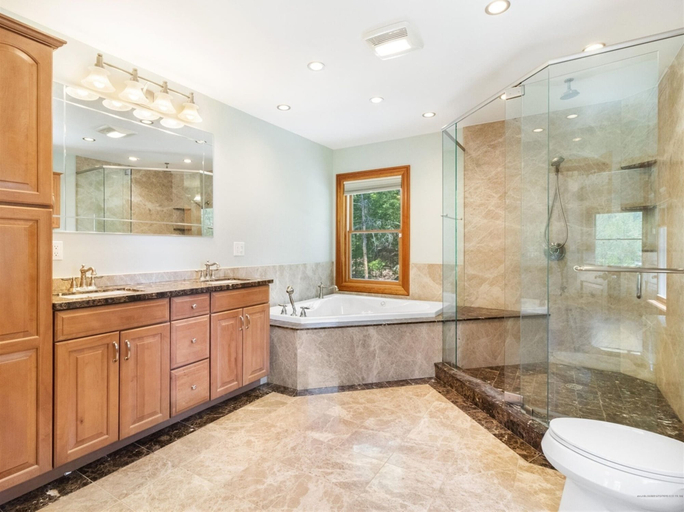 Bathroom 5, Sandy Cove - Limit 14 4 Bedroom Villa by RedAwning, Cumberland