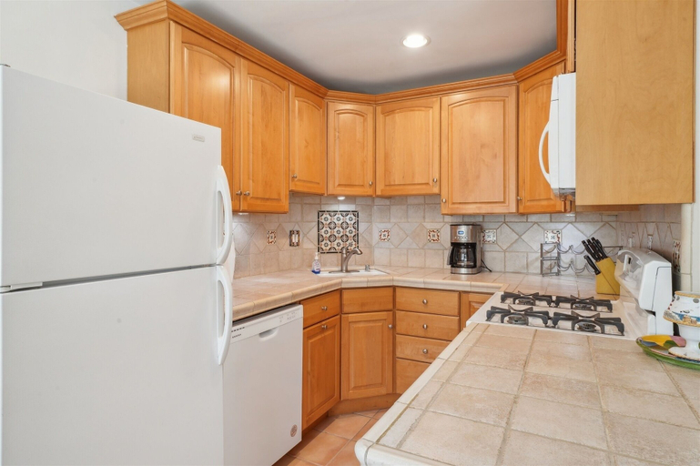 Private kitchen 5, 4950 Sandyland Road #127 Condo by RedAwning, Santa Barbara