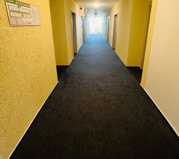 Others 4, H1 Herberge One, Erfurt