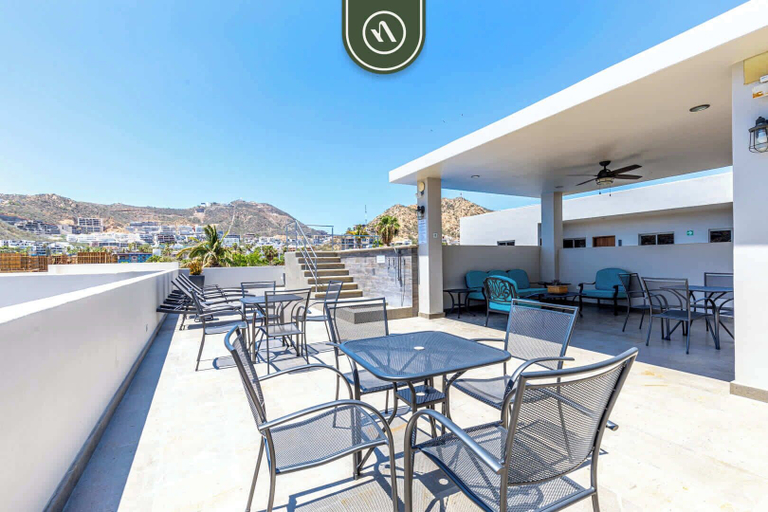 Outdoor dining 5, Centric 1BR Condo in Downtown Cabo - Rooftop Pool, La Paz