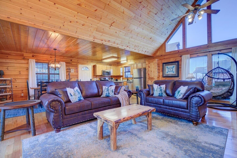 Living area 3, All Ya Need 4 Bedroom Cabin, Sevier
