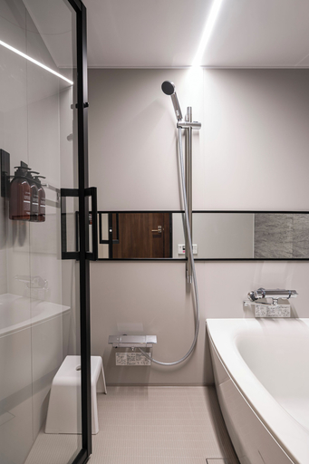 Bathroom 4, Cava House, Shinjuku