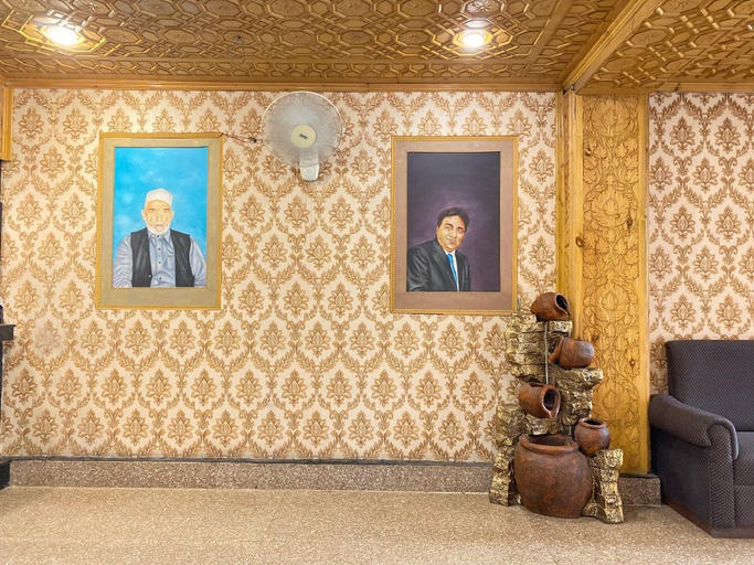 Others 5, York Srinagar Jammu and Kashmir, Srinagar