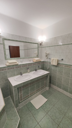 Bathroom 3, Smolenický zámok, Trnava