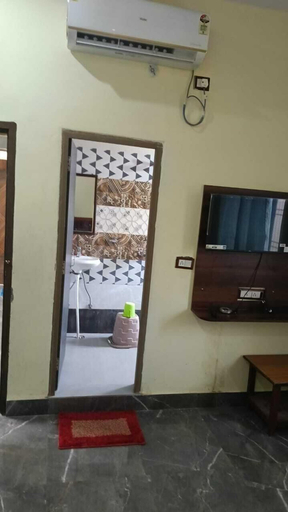 Room 3, Rai Residency, Varanasi