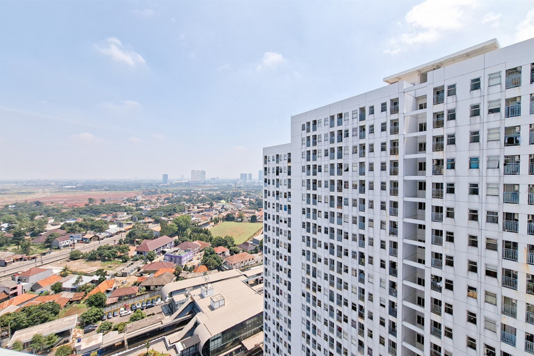 Exterior & Views 2, Warm Studio At Serpong Garden Apartment, Tangerang