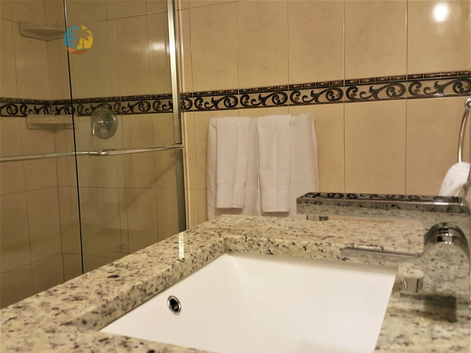 Room 5, Cozy 2 Bedroom With Ocean Views - 510, Miami-Dade
