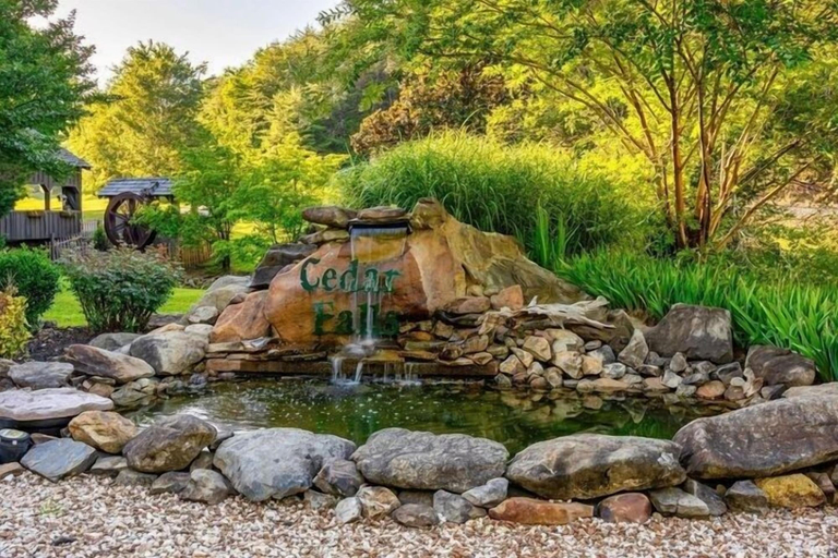 Property grounds 4, Hillbilly Hideaway 4 Bedroom Cabin, Sevier