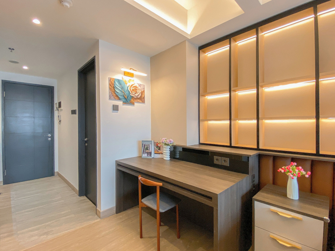 Interior 5, Modern Minimalist Studio Apartment At Collins Boulevard, Tangerang