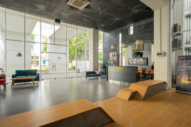 Interior 2, DREAM INN Aeropolis By Reccoma, Tangerang