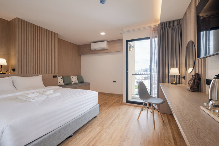 Room 2, Solyn Hotel, Din Dang