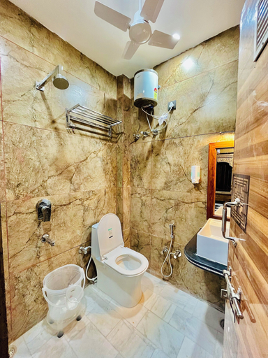 Bathroom 5, Hotel Royal Queen Jaisalmer, Jaisalmer