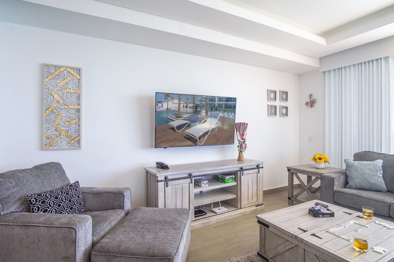 Living area 4, Breathtaking 3 Bedroom Condo Encantame Towers Velero 1801, Puerto Peñasco