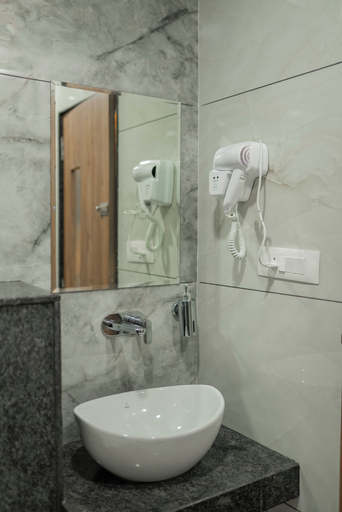 Bathroom 5, Hotel SK Elite, Jodhpur