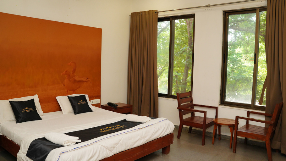 Room 4, Mahi Resort, Anand