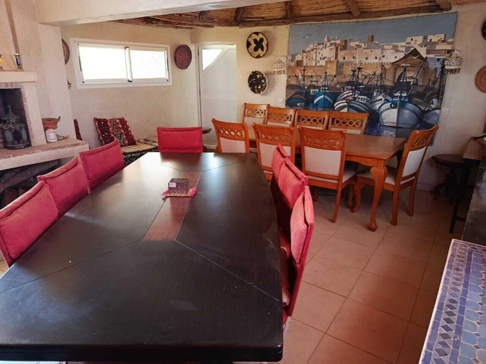 Food & Drinks 5, TIKI HOUSE, Al Haouz