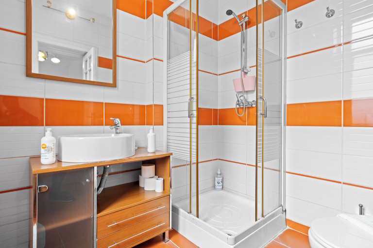 Bathroom 4, Central Golden Residences - in Old Town, Municipiul Bucuresti