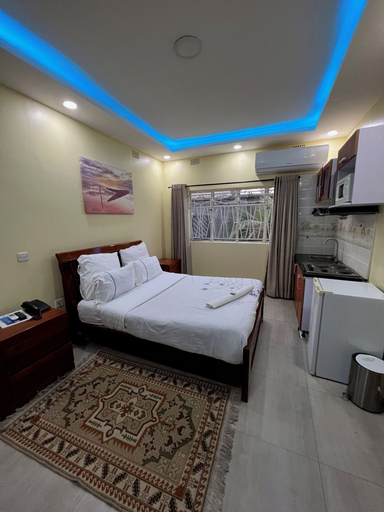 Room 4, ELON MOREH LODGE, Lusaka