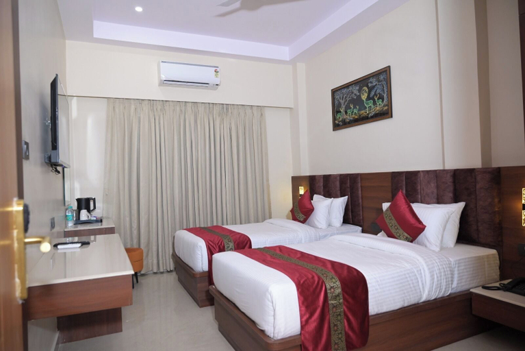Room 5, Hotel Days Inn, Varanasi