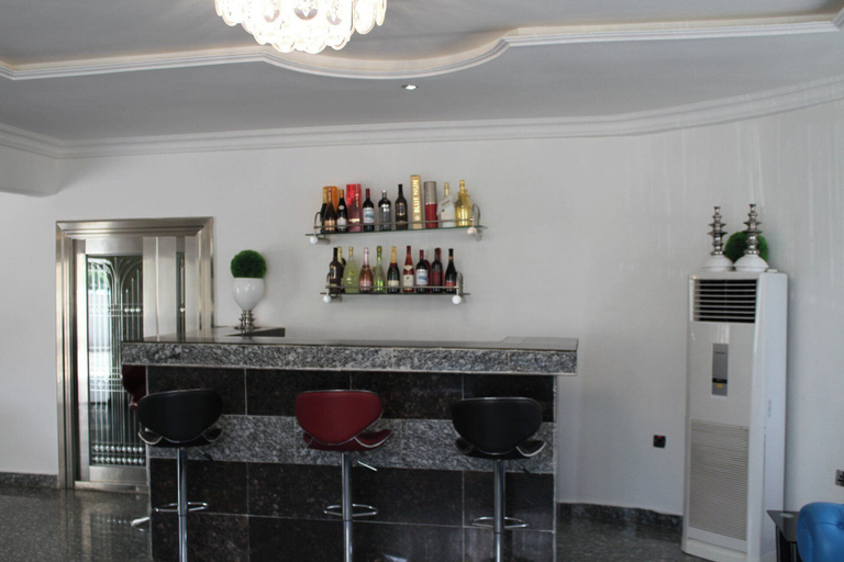 Minibar 5, Top-Notch Suites and Apartment, AbujaMun