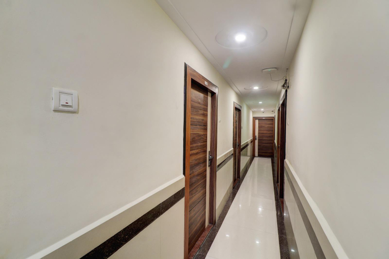 Public Area 2, Hotel New Parimeet Residency, Thane