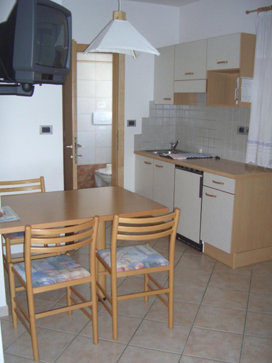 Others 3, Ferienwohnung im Haus Texel II, Bolzano