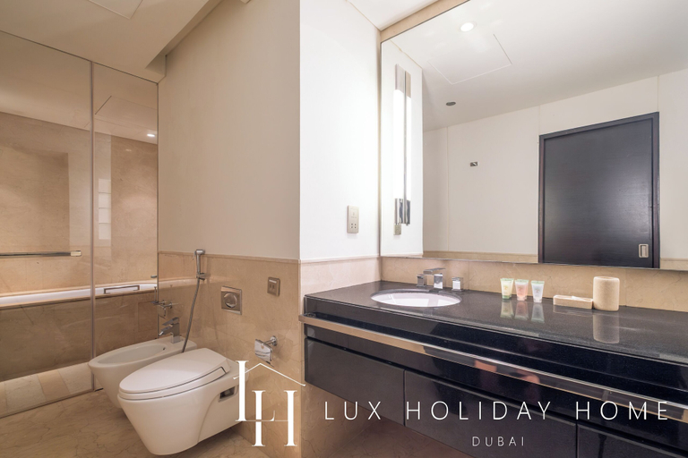 Bathroom 3, LUX The JW Marina Suite 4, Dubai