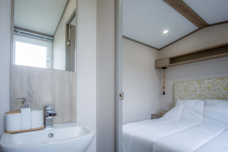 Floor plan 3, Stonewood Lodge - 2 Bedroom Lodge - New Hedges, Pembrokeshire