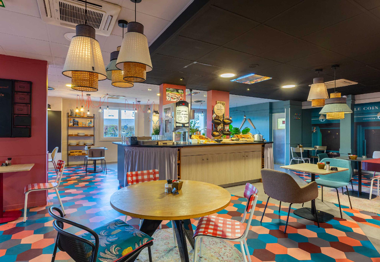 Food & Drinks 5, B&B HOTEL Orleans Nord Saran, Loiret