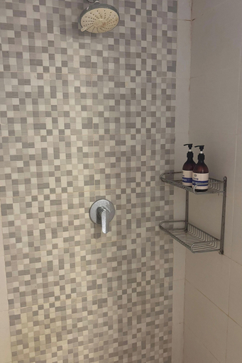Bathroom 4, Casa Komala Uluwatu, Badung