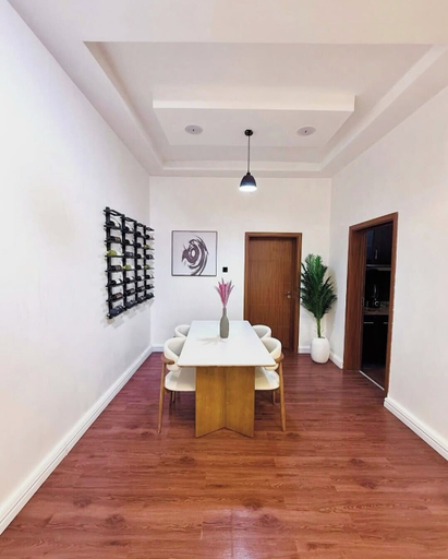 Interior detail, Devon's Villa and Apartment, AbujaMun