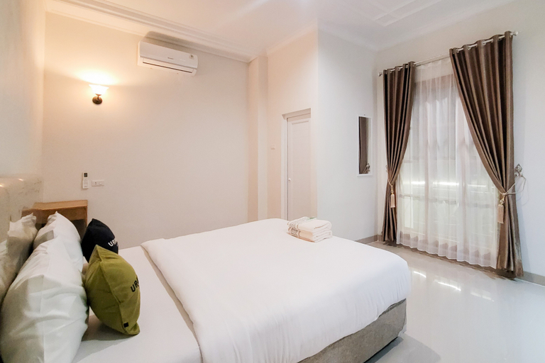 Bedroom 5, Urbanview Hotel Bonetta Lampung by RedDoorz, Bandar Lampung